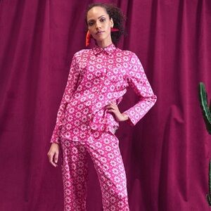 Like New - Jessica Russell Flint “Carmelita” Silk Pyjama Top - Size M